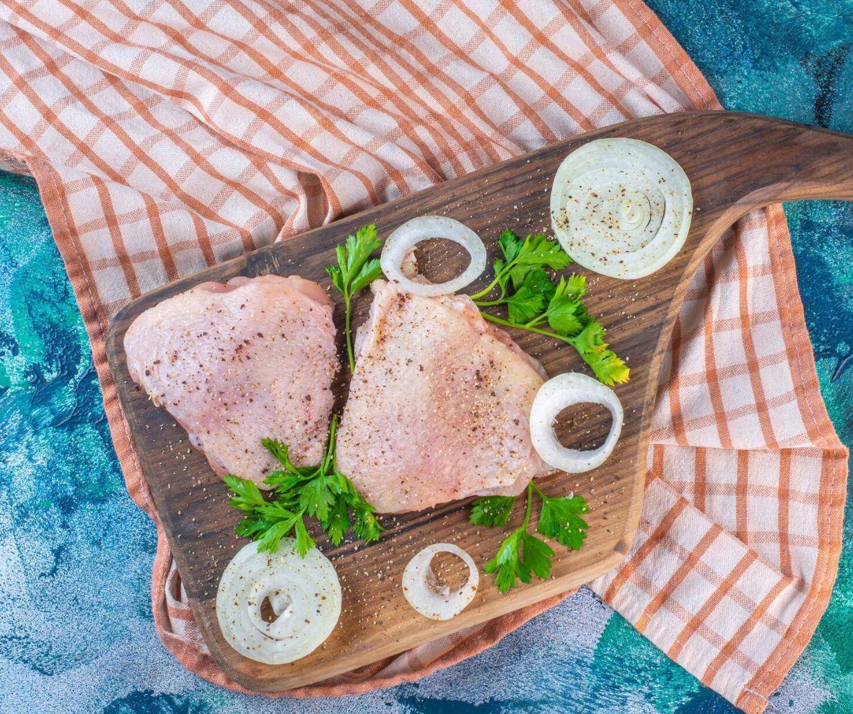 Skin-on Chicken breasts (pk 5)